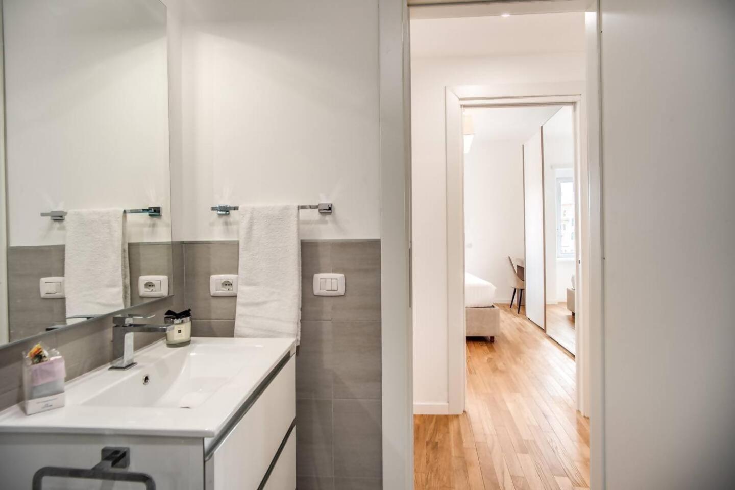 Naos Suite Close Popolo Square Ρώμη Εξωτερικό φωτογραφία
